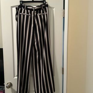 Black and white stripe palazzo pant